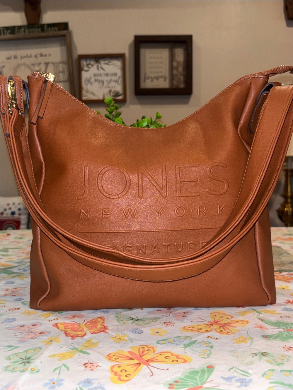 Jones New York Signature Abby Shoulder Bag
